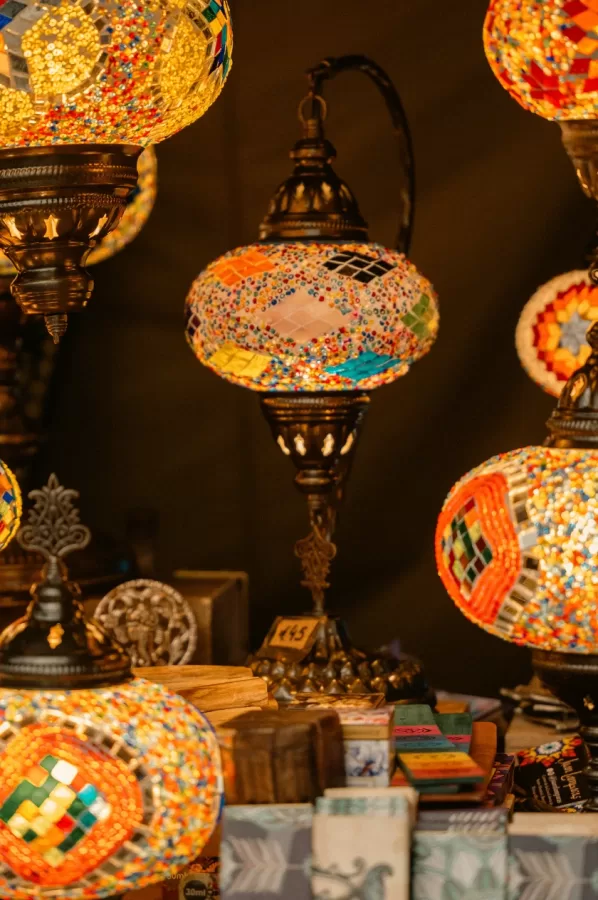 old money aesthetic lights